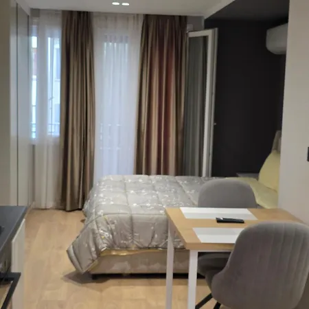 Twoviews Apartements 1 דירה טיראנה