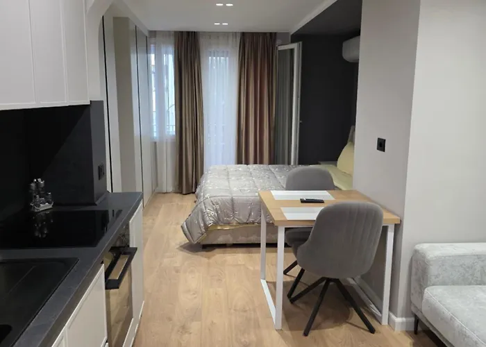 Twoviews Apartements 1 טיראנה